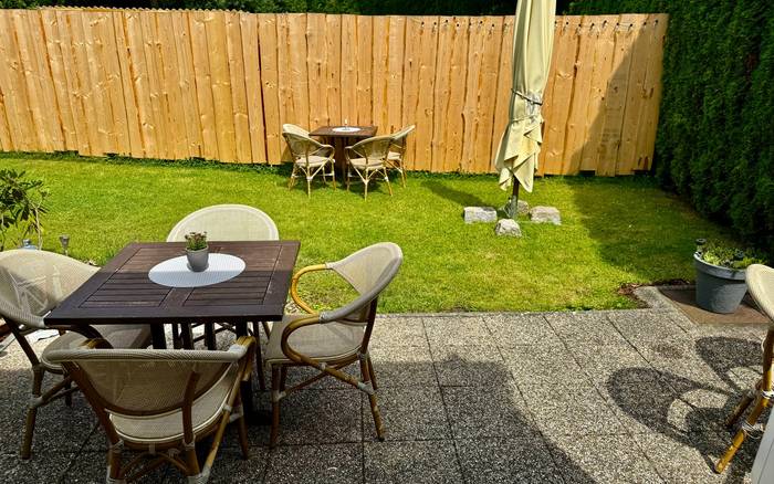 Ház a kastélyparkban