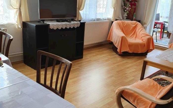 Apartmán s 2 ložnicemi v přízemí