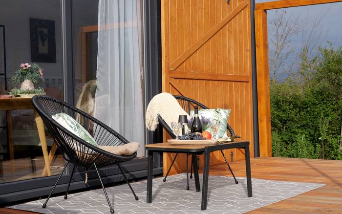 Garden House - posedenie na terase