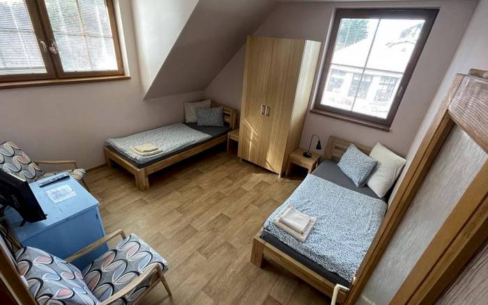 Dvoulůžkový pokoj s oddělenými postelemi