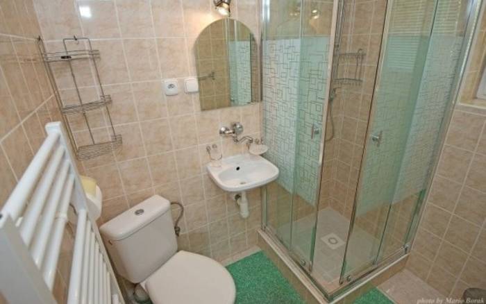 3-lôžkový apartmán - kúpeľňa