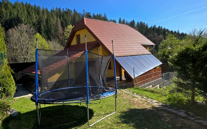 Trampolína
