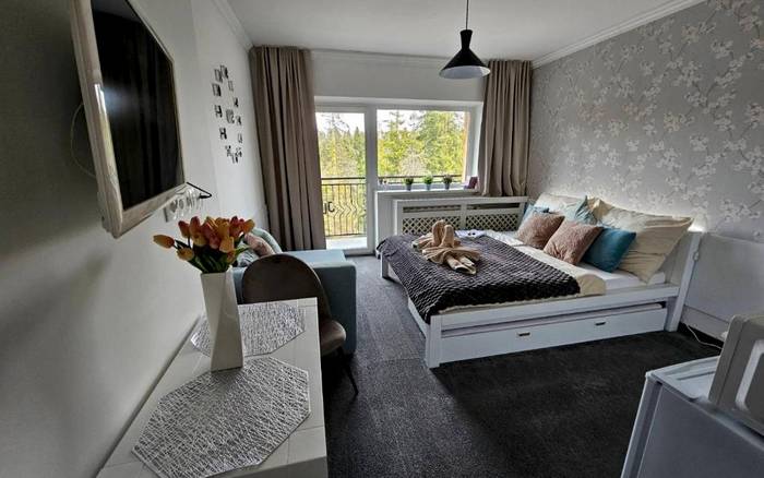 Filip Wellness Apartman, beltéri medence