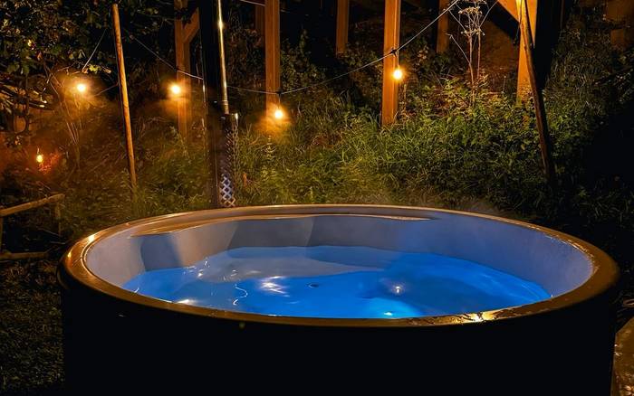 hot tub