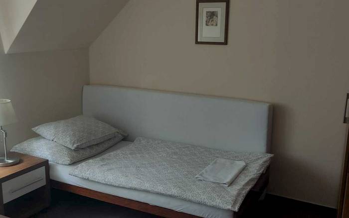 Izba 3 jednolôžková