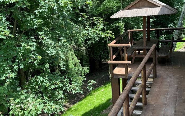 1. WELLNESS ХАТА Зазрівá