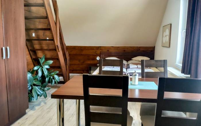Čtyřlůžkový mezonetový apartmán v patře