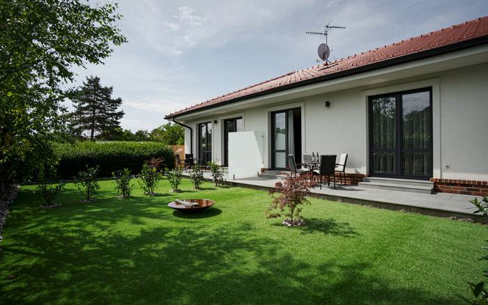 Suite Executive so záhradou