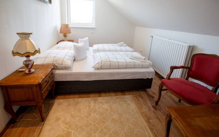 Room B 107