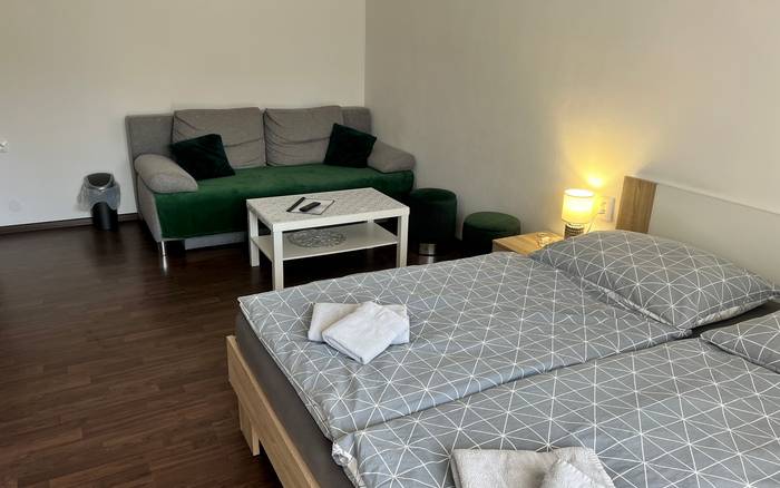 Dvojlôžkový apartmán s vlastnou kuchynkou a možnosťou až 2 prístelok