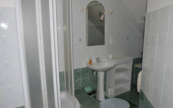 Podkrovný apartmán - kúpeľňa
