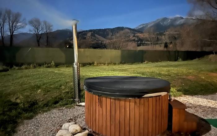 Domček s Jacuzzi, priamo pri skibuse do Jasnej