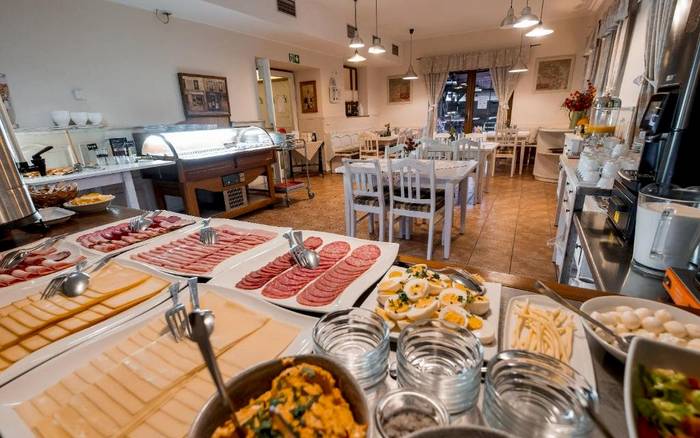 Restaurace