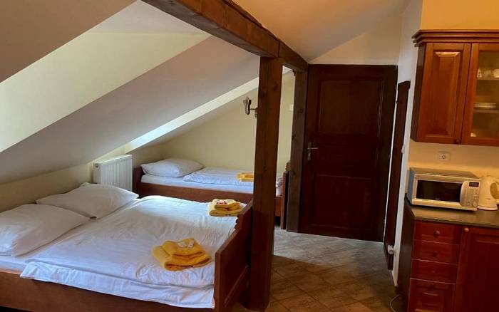 Třílůžkový pokoj