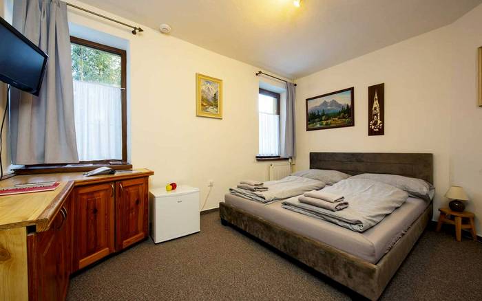 Dvojlôžková izba Economy s manželskou posteľou č.3