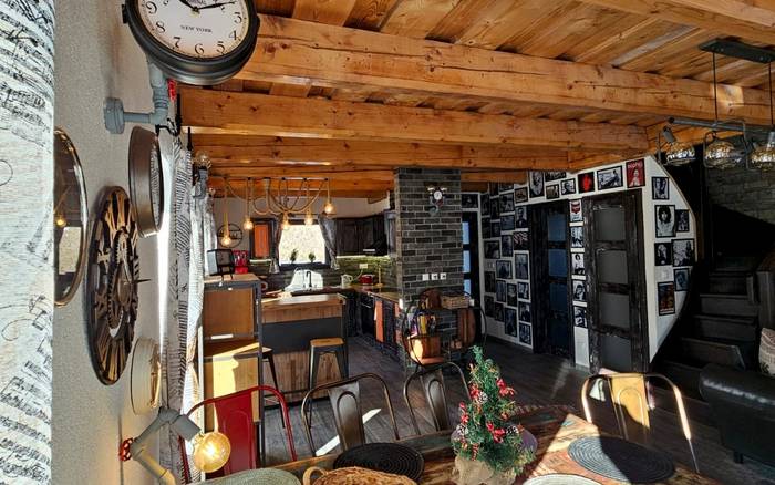 Tri chalúpky na Mýte