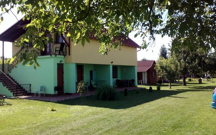 Dole apartmán č.1 -č.2