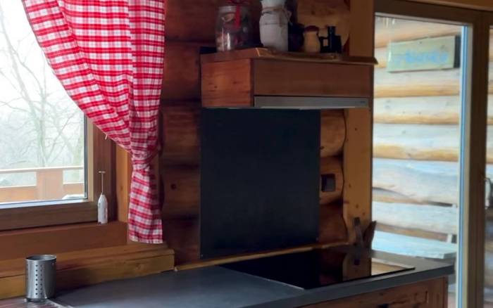 Аляска рубаний будиночок