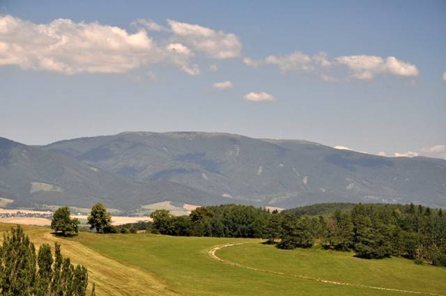 Blatnický hrad nad Gaderskou dolinou