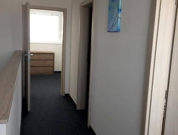  Dvoupodlažní apartmán