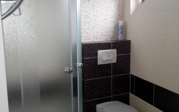 s WC