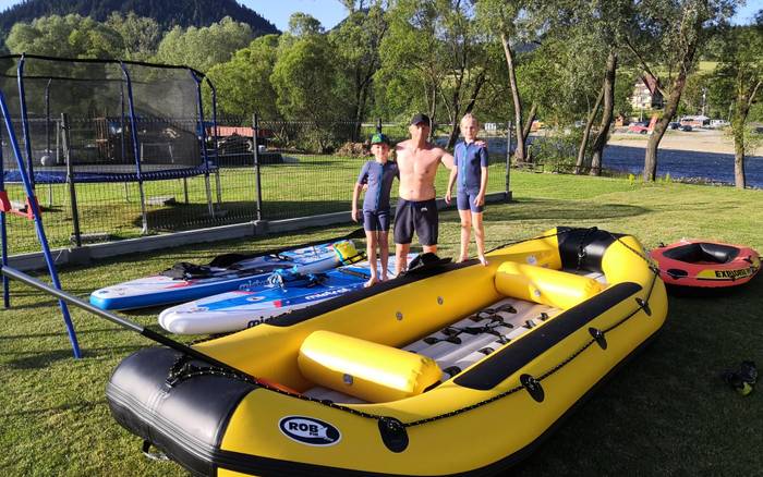 Raft a paddleboardy