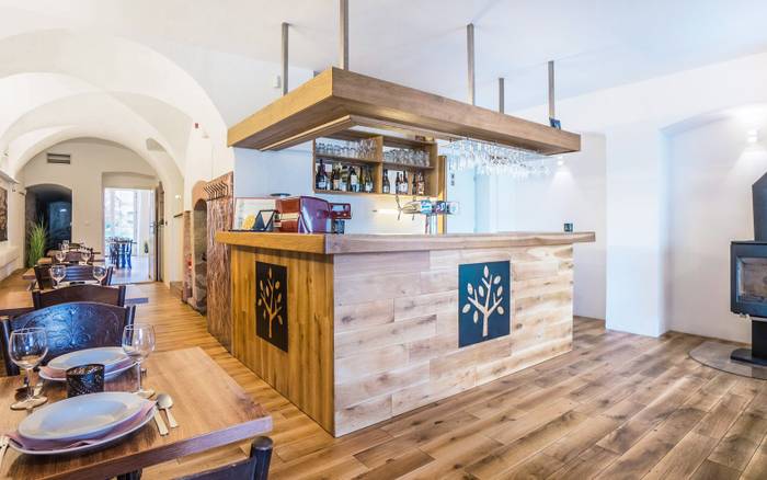 Restaurace