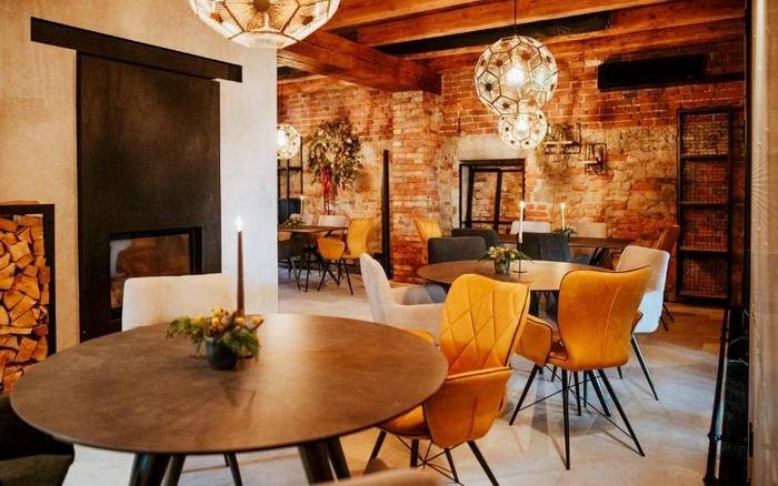 Restaurace