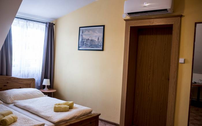 Třílůžkový pokoj