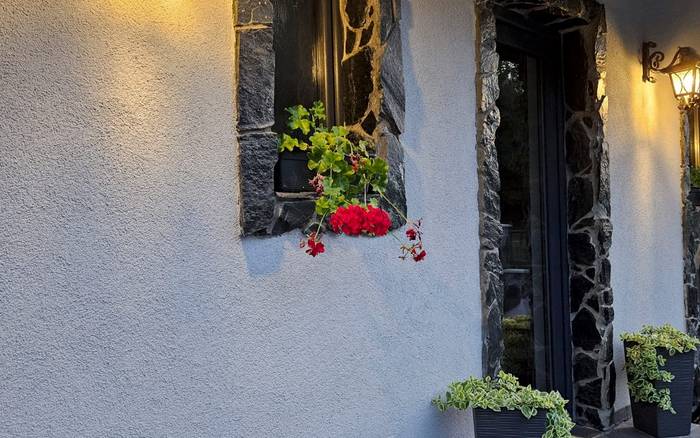 Tri chalúpky na Mýte