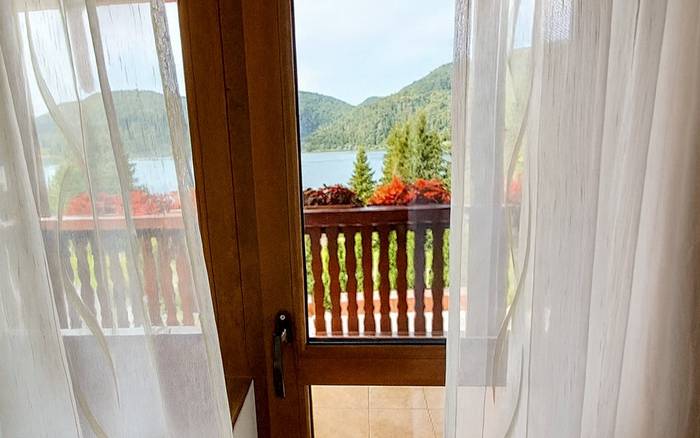 Chata Jozefína - pravá strana