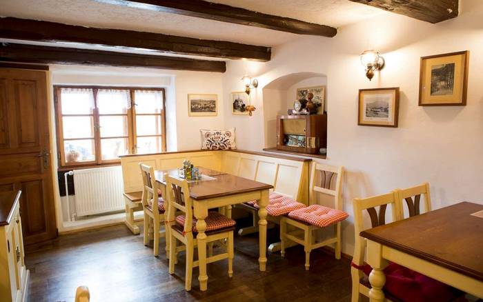 Restaurace