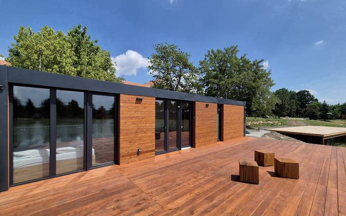 LakeSide Cabin
