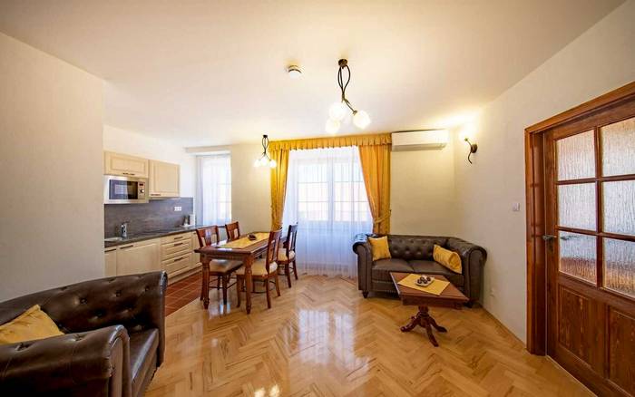 Čtyřlůžkový apartmán s terasou v Chateau