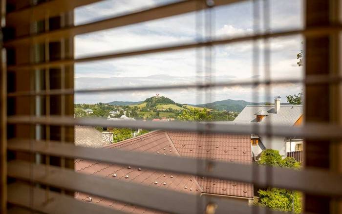 Podrkovie LIA - výhľad na Kalváriu