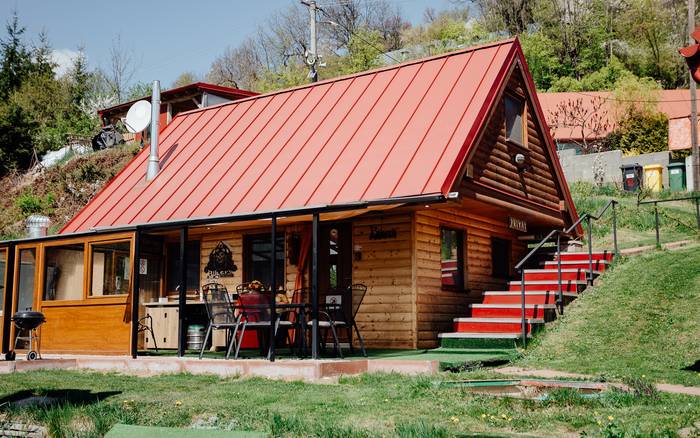 Котедж та апартаменти Bikers house