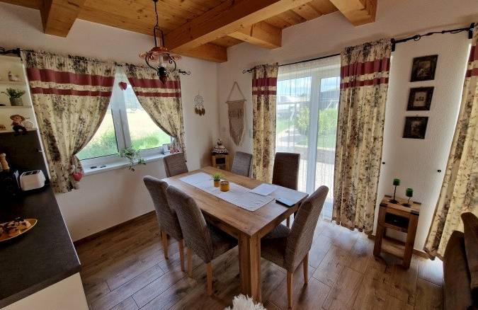 Kuchyňa - jedálenská časť