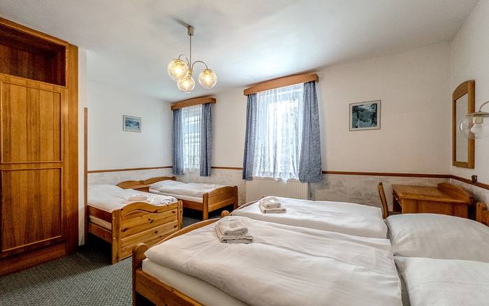 Čtyřlůžkový pokoj