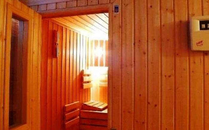 Finska sauna cca5 osob