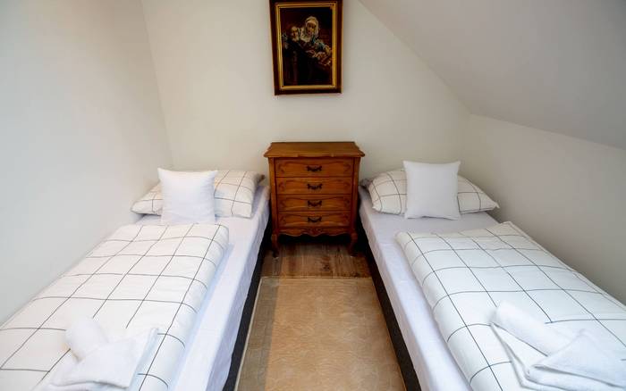 Room B 104