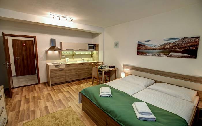 Štúdiový apartmán STANDARD s balkónom [2+1]