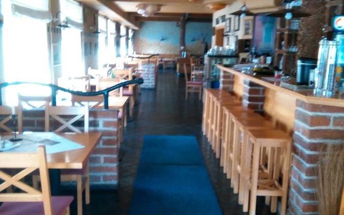 Bar s restaurací