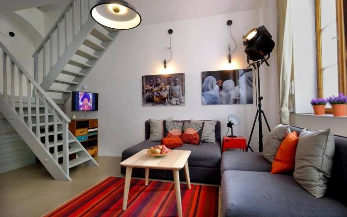 Apartmán s mezanínom