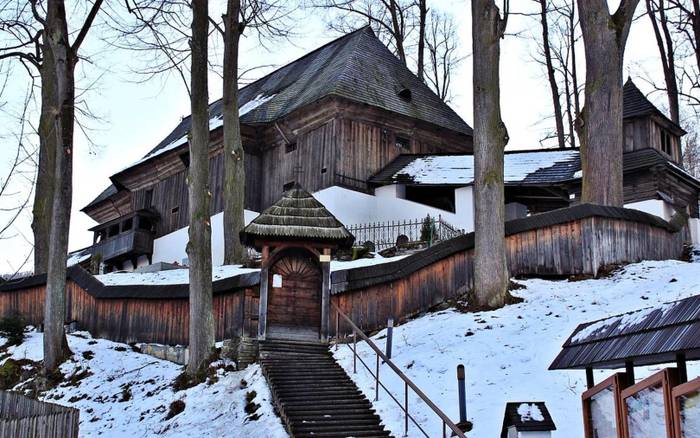 9 miest Oravy, ktoré sa oplatí navštíviť aj v zime