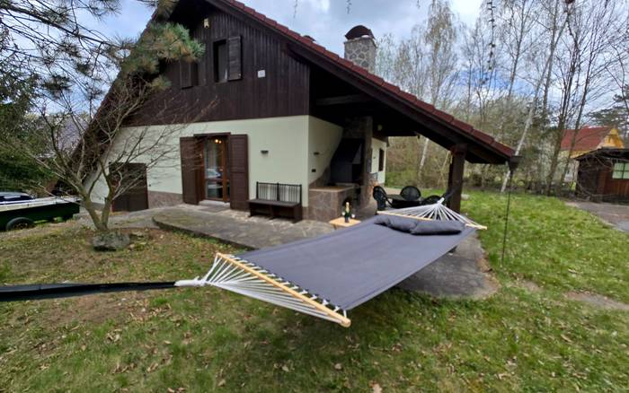 Hamaka na zahradě