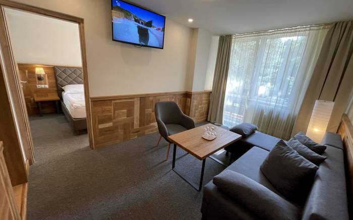 Dvojizbový APARTMÁN s balkónom 2+2