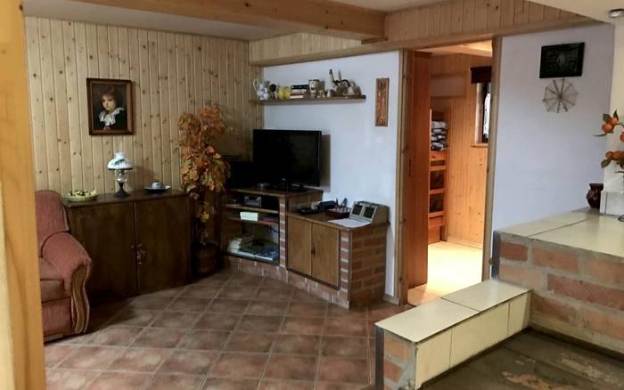 spoločenská miestnosť - malá časť chaty