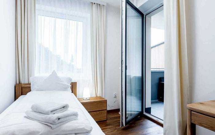 3.06 Apartmán se dvěma ložnicemi a balkonem