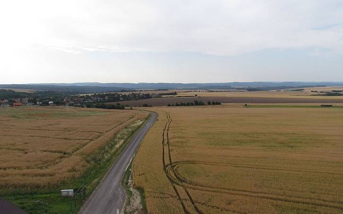 Ze Sence u Rakovníka je to kousek na Krakovec i na Křivoklát