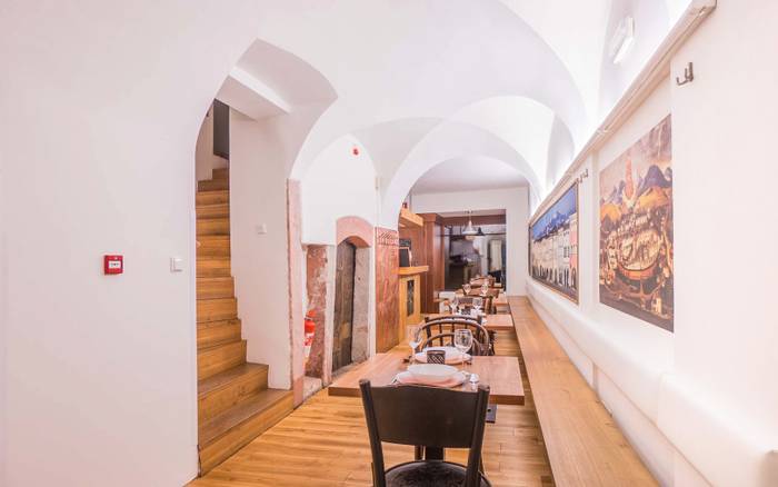 Restaurace